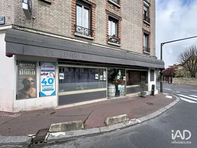 Commercial walls in CHÂTILLON (92320)