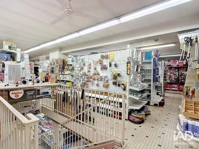 Boutique/Local commercial à CAYLUS (82160)