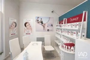 Local d’activité à PARIS (75015)