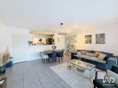 Apartment in ANNEMASSE (74100)