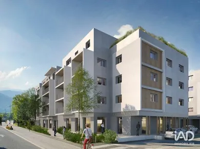 Appartement à CROLLES (38920)