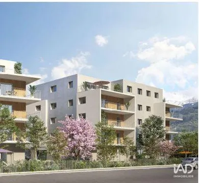 Appartement à CROLLES (38920)