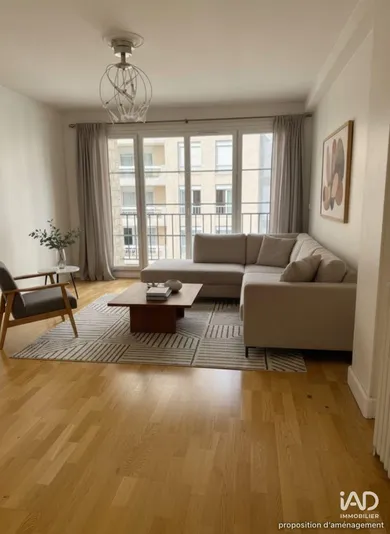 Appartement à COURBEVOIE (92400)
