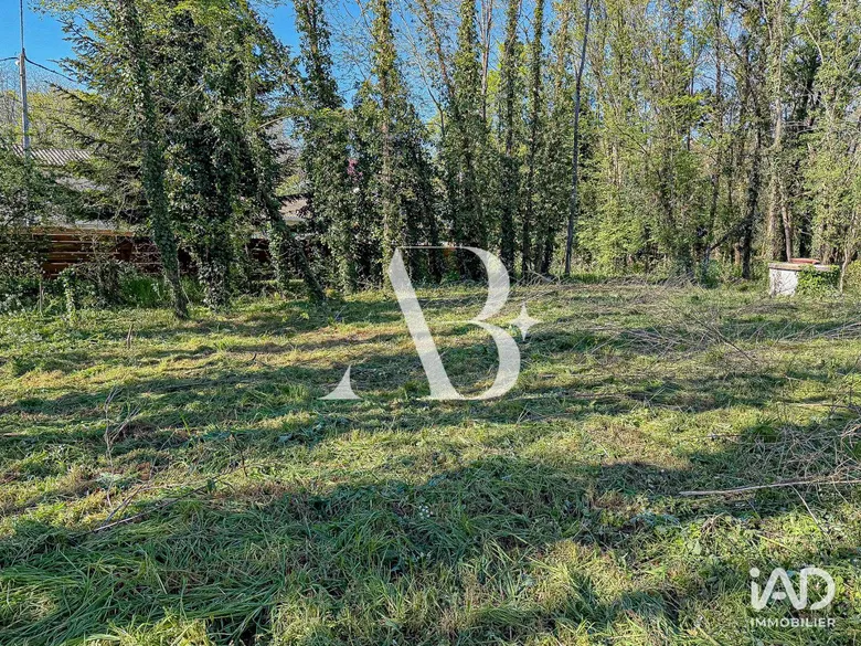 Terrain 814 m² · à Saint-Morillon · 814 m² · 112 000 €