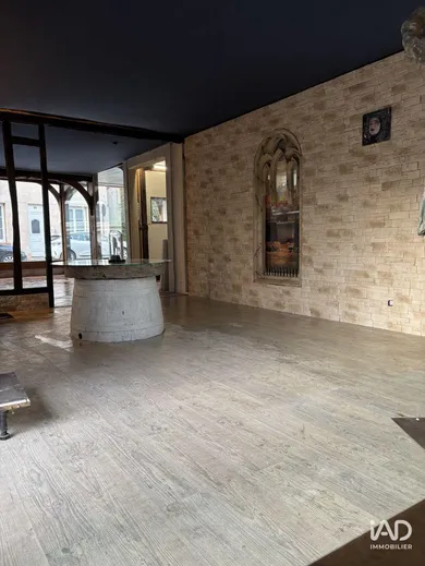 Commercial in FORGES-LES-EAUX (76440)