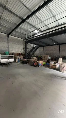 Hangar à SIGNES (83870)