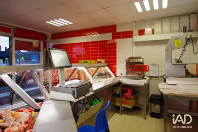 Commercial in MÉRU (60110)