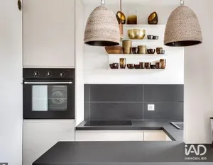 Appartement à LA ROCHELLE (17000)