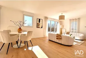 Appartement à LA ROCHELLE (17000)