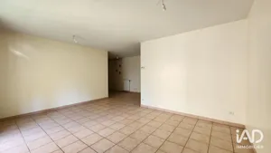 Apartment in VOURLES (69390)
