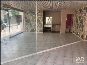 Commercial in COURBEVOIE (92400)