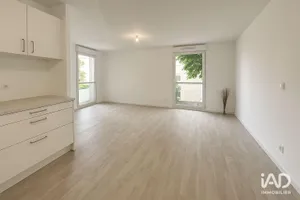 Appartement à NEUILLY-SUR-MARNE (93330)