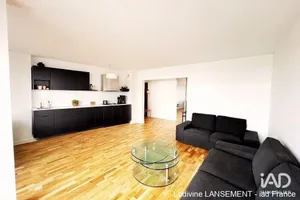 Appartement à PARIS (75011)