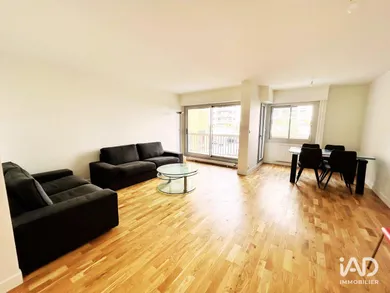 Apartment in PARIS (75011)