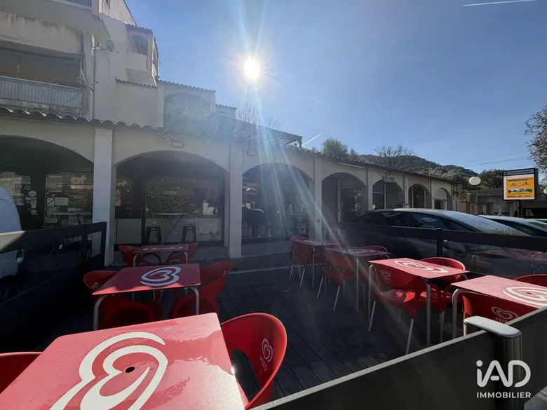 Local commercial 100 m² · à La Grave-de-Peille · 100 m² · 120 000 €