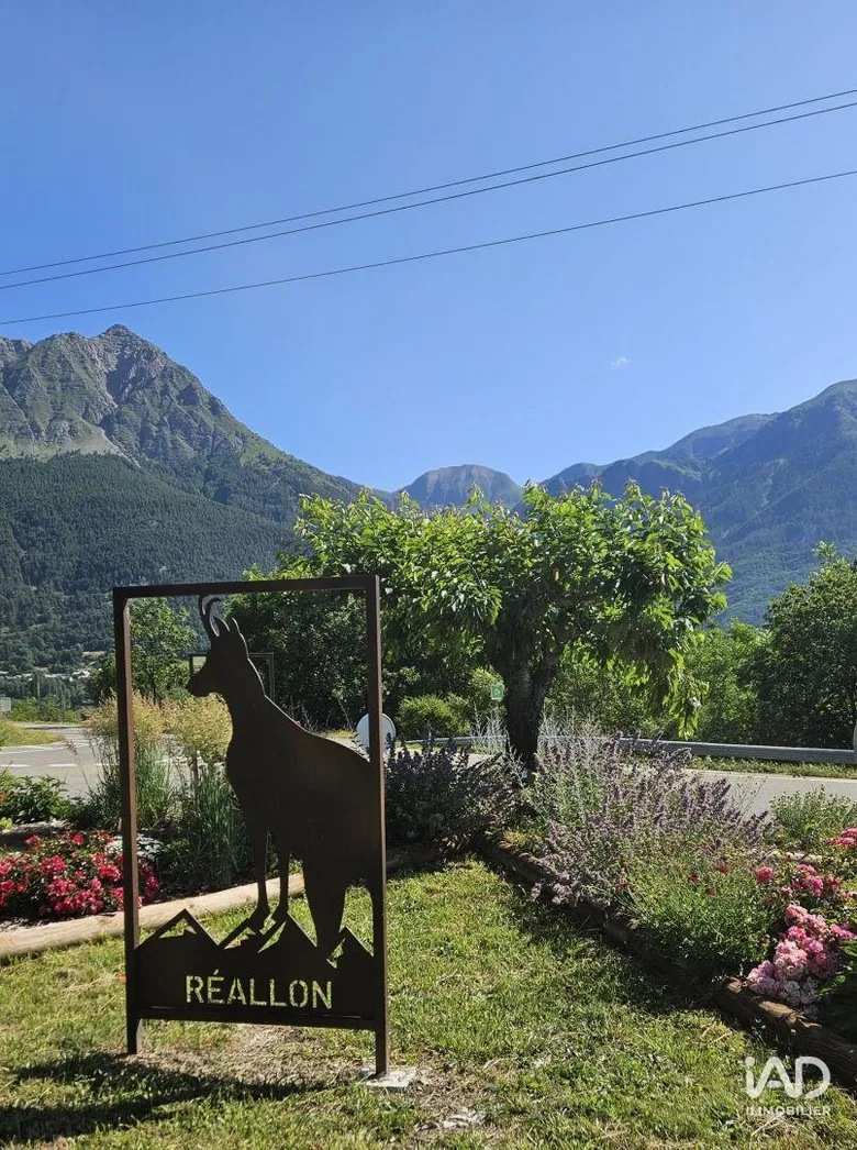Murs commerciaux à RÉALLON (05160) · 290 m² · 316 000 €