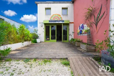 Commercial walls in LES ANGLES (30133)