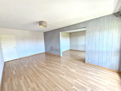 Apartment in FLEURY-LES-AUBRAIS (45400)