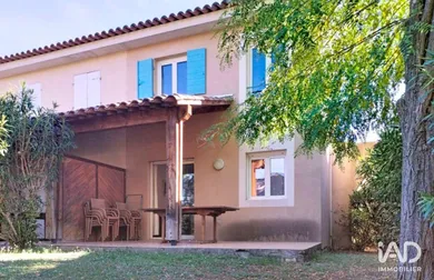 Appartement à MONTAUROUX (83440)