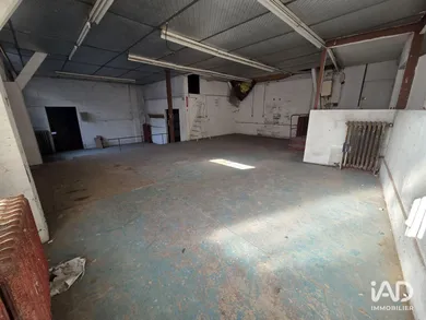 Murs commerciaux à CRÉPY-EN-VALOIS (60800)