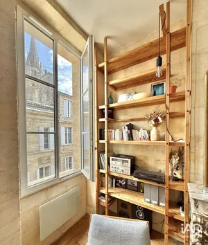 Appartement à BORDEAUX (33000)