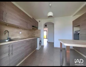 Appartement à LA GARDE (83130)