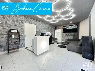 Commercial in CARRIÈRES-SUR-SEINE (78420)