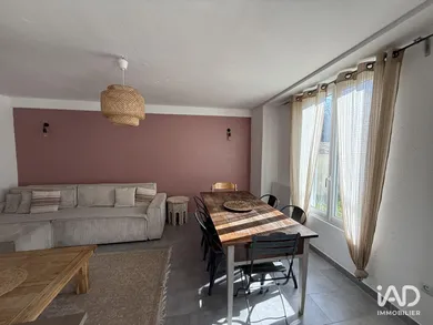 Maison à VILLE-SAINT-JACQUES (77130)