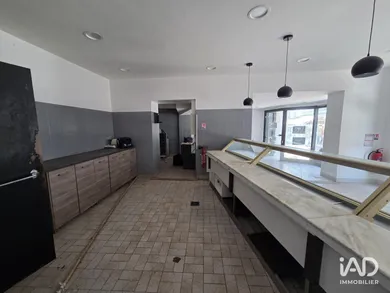 Commercial in LOCHES (37600)