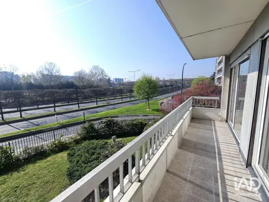 Apartment in ASNIÈRES-SUR-SEINE (92600)