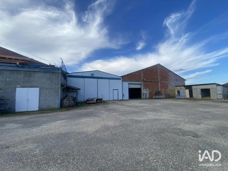 Local commercial 500 m² · à Mézin · 500 m² · 229 000 €