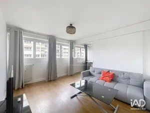 Apartment in PARIS (75015)