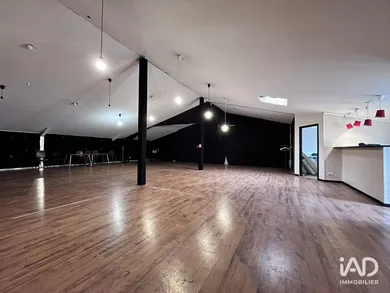 Commercial in TOURNON-SUR-RHÔNE (07300)