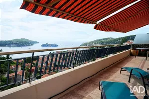Apartment in VILLEFRANCHE-SUR-MER (06230)