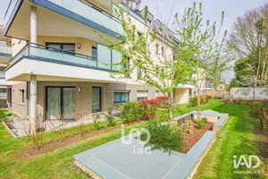 Appartement à LE MESNIL-ESNARD (76240)