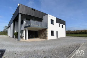 Commercial walls in BELLOCQ (64270)