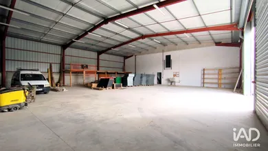 Commercial walls in BELLOCQ (64270)