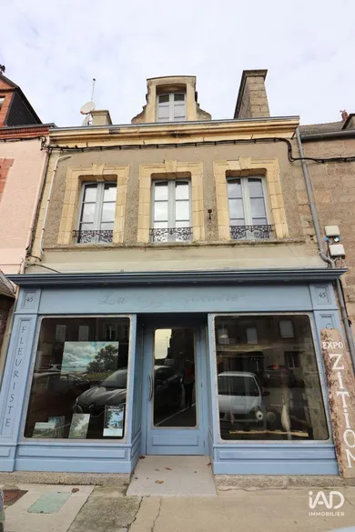 Murs commerciaux à BARFLEUR (50760)