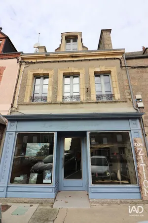 Murs commerciaux à BARFLEUR (50760)