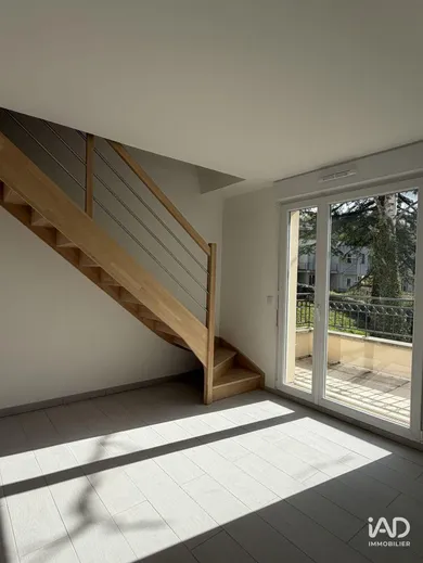 Apartment in SAINT-PIERRE-DU-PERRAY (91280)