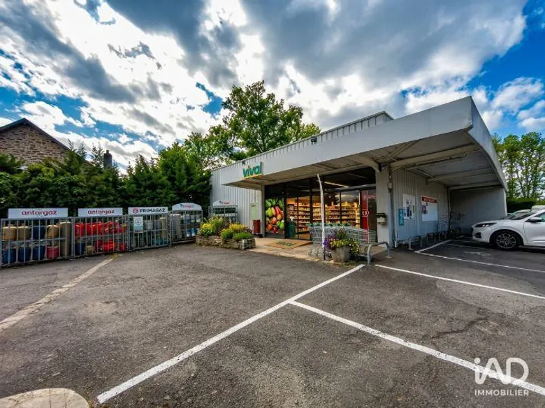 Local commercial 340 m² · à Vigeois · 340 m² · 29 500 €