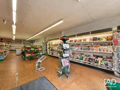 Boutique/Local commercial à VIGEOIS (19410)
