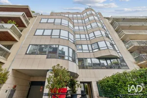 Lease-hold in BOULOGNE-BILLANCOURT (92100)