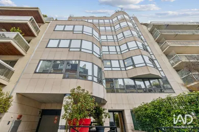 Lease-hold in BOULOGNE-BILLANCOURT (92100)