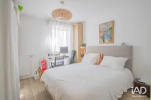 Apartment in COLOMBES (92700)