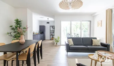 Appartement à SAINT-BARTHÉLEMY-D'ANJOU (49124)