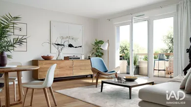Apartment in VAULX-EN-VELIN (69120)