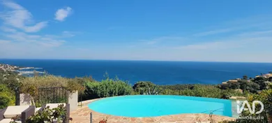 House in SAINTE-MAXIME (83120)