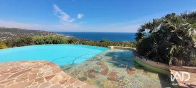 House in SAINTE-MAXIME (83120)