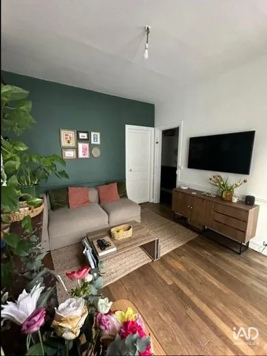 Apartment in LE KREMLIN-BICÊTRE (94270)